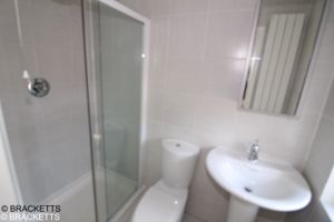 Photo 32- click for photo gallery